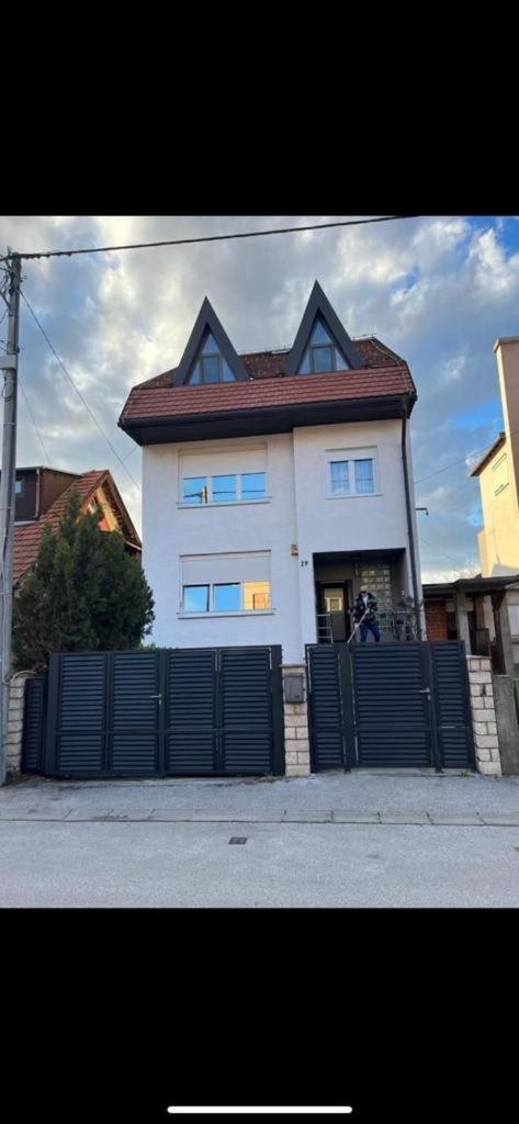 Urban Cozy Apartments Ζάγκρεμπ Εξωτερικό φωτογραφία